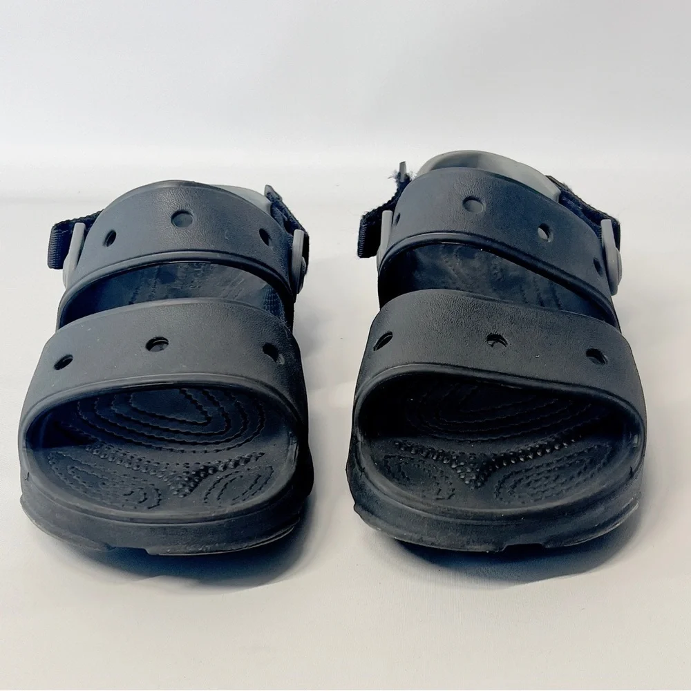 CROCS Boys Size 4 Slip On Black Summer Outdoor Water Shoe